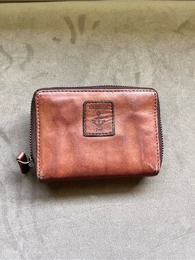 HARBOUR 2nd Distressed Brown Leather Zip Wallet